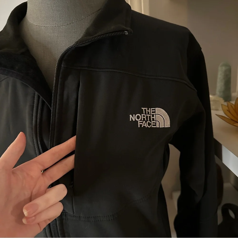 The North Face Zip Up - Picture 3 of 6